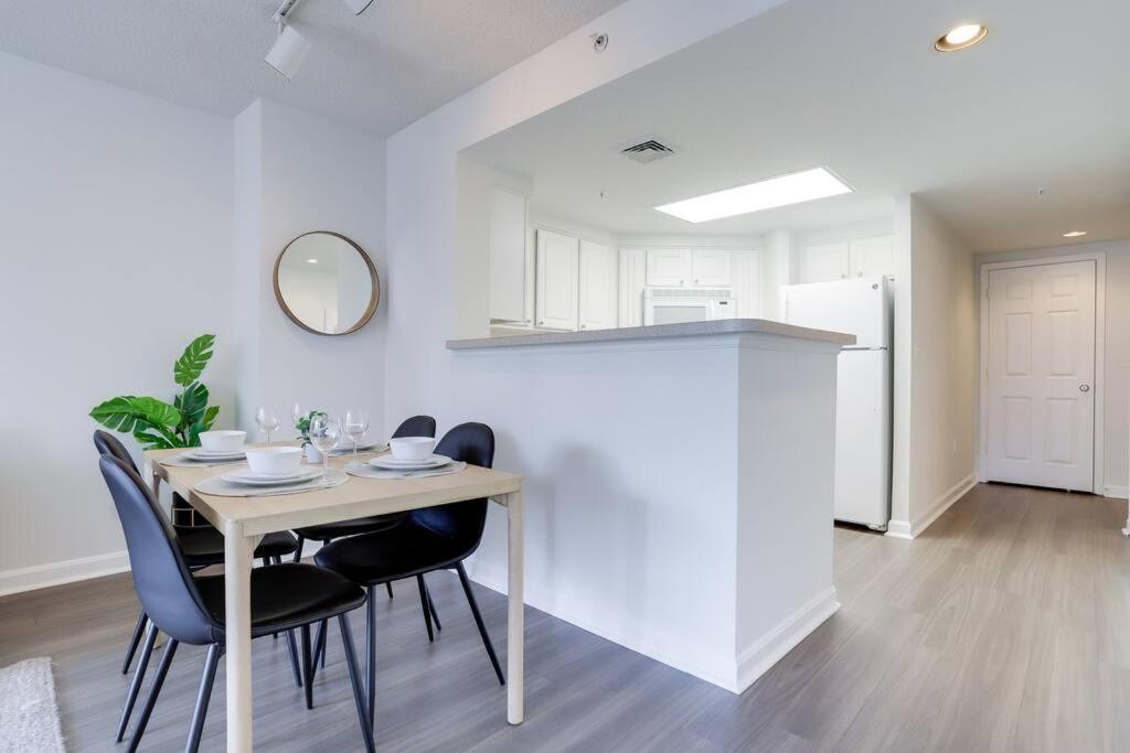 Gorgeous 1 Bedroom Condo At Ballston Place With Gym Arlington Exterior photo
